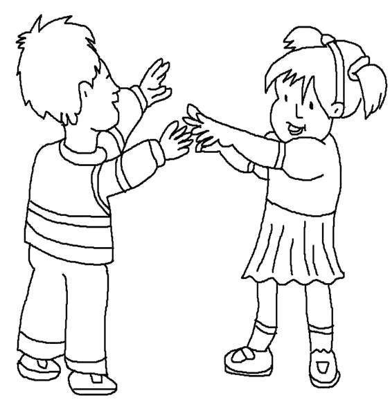 Раскраска Мальчик и девочка играют. 